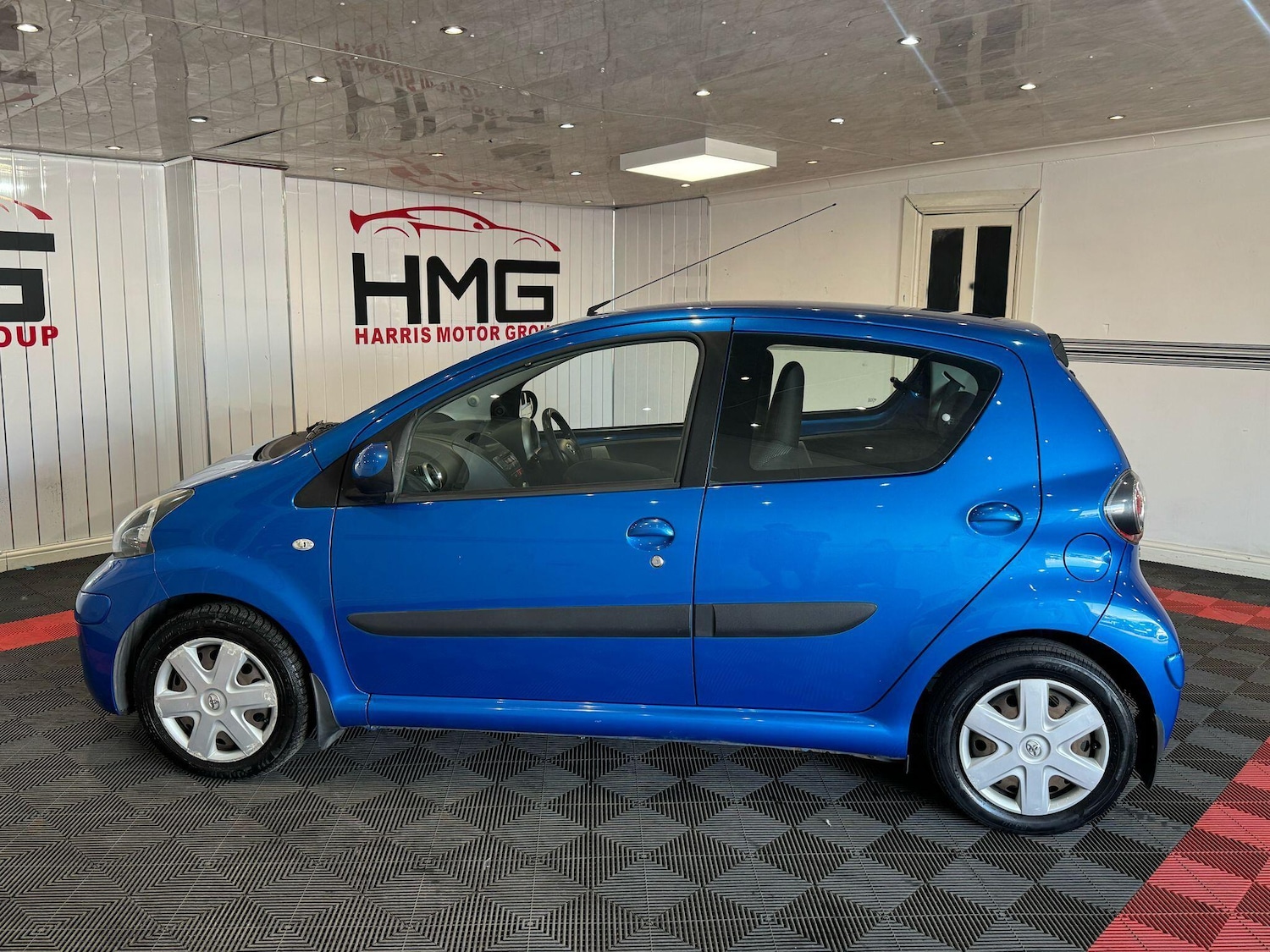 Used Toyota AYGO 2010 for sale - 77229822: Photo 11