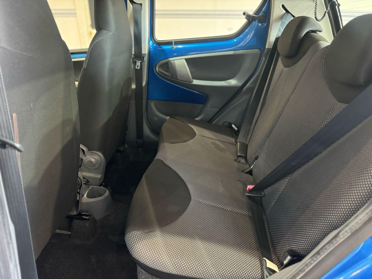 Used Toyota AYGO 2010 for sale - 77229822: Photo 22