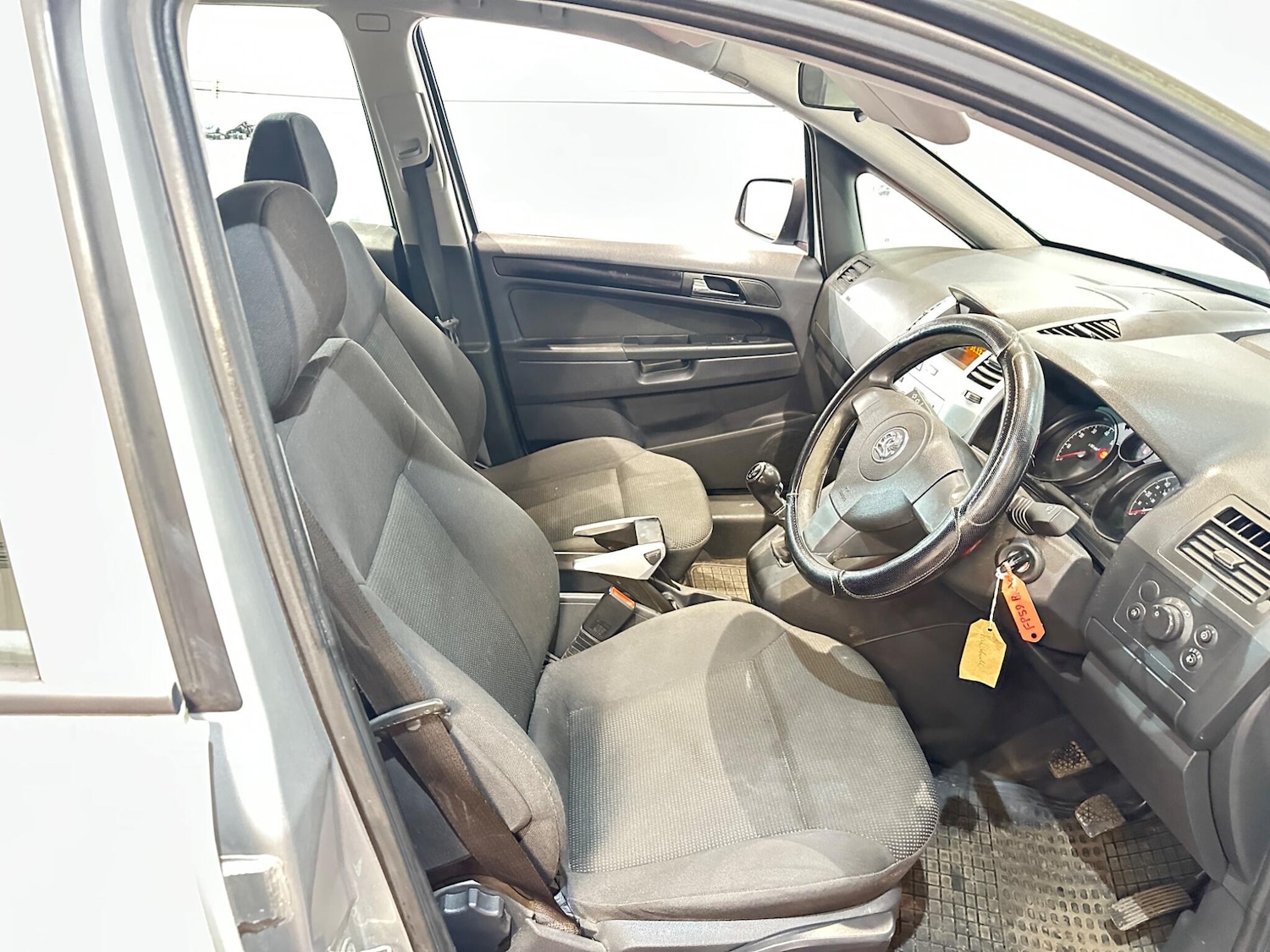 Used Vauxhall Zafira 2009 for sale - 77098152: Photo 13