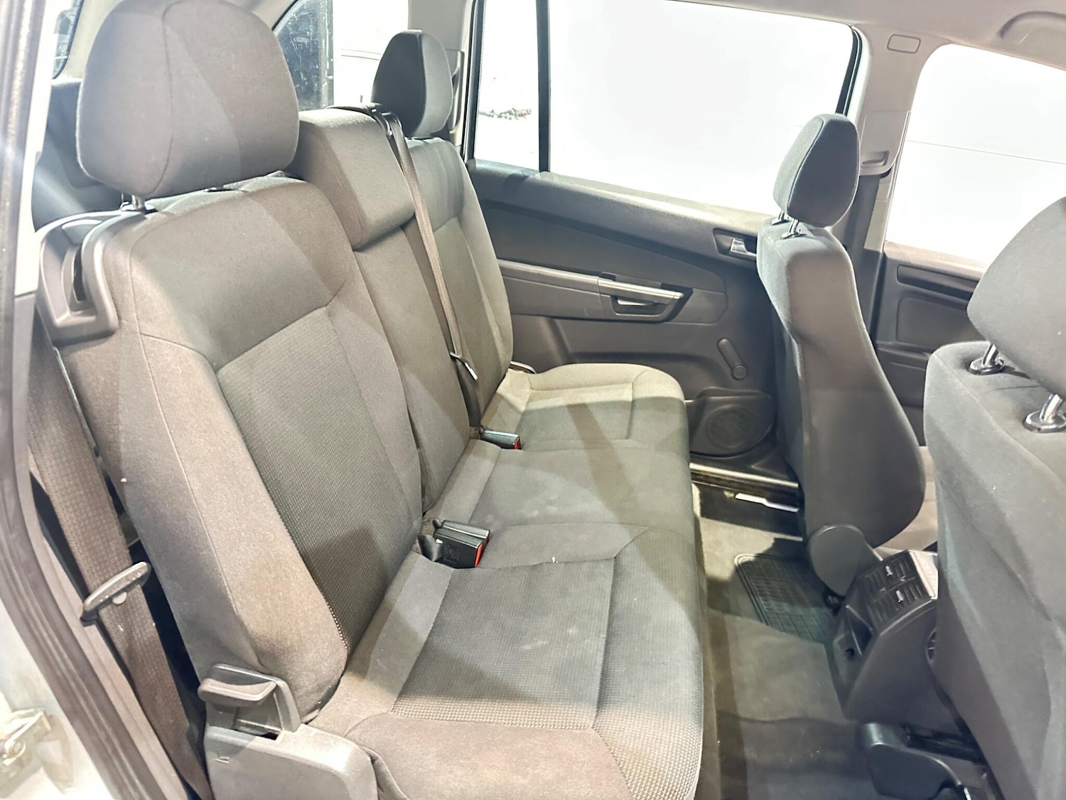 Used Vauxhall Zafira 2009 for sale - 77098152: Photo 15