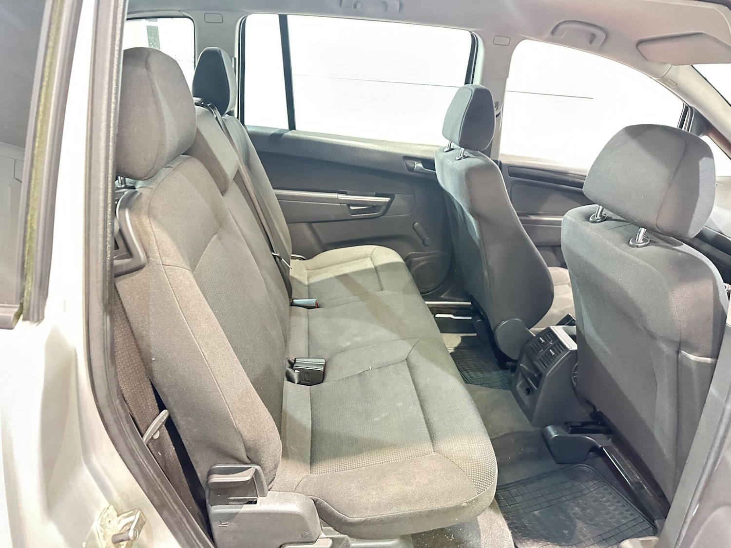 Used Vauxhall Zafira 2009 for sale - 77098152: Photo 16