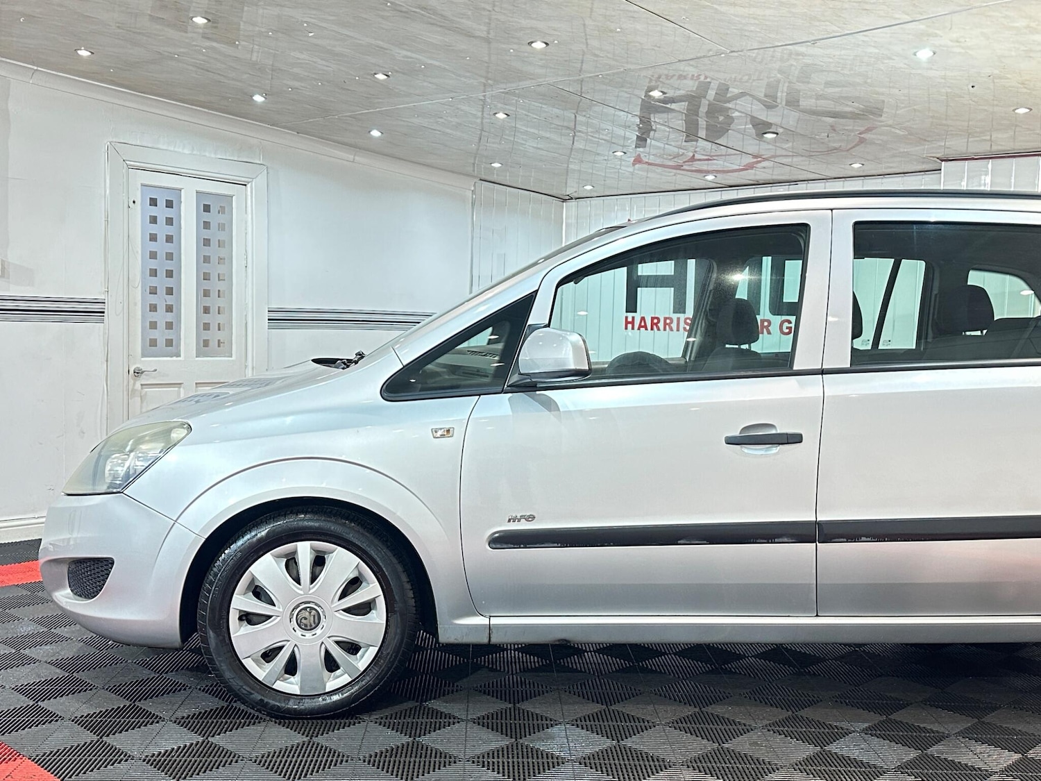 Used Vauxhall Zafira 2009 for sale - 77098152: Photo 37