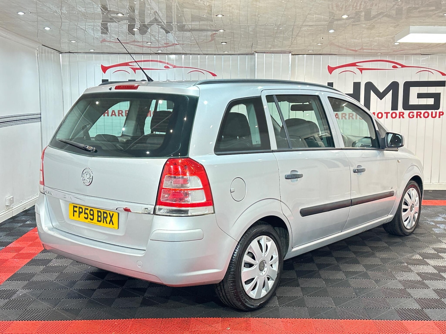 Used Vauxhall Zafira 2009 for sale - 77098152: Photo 9