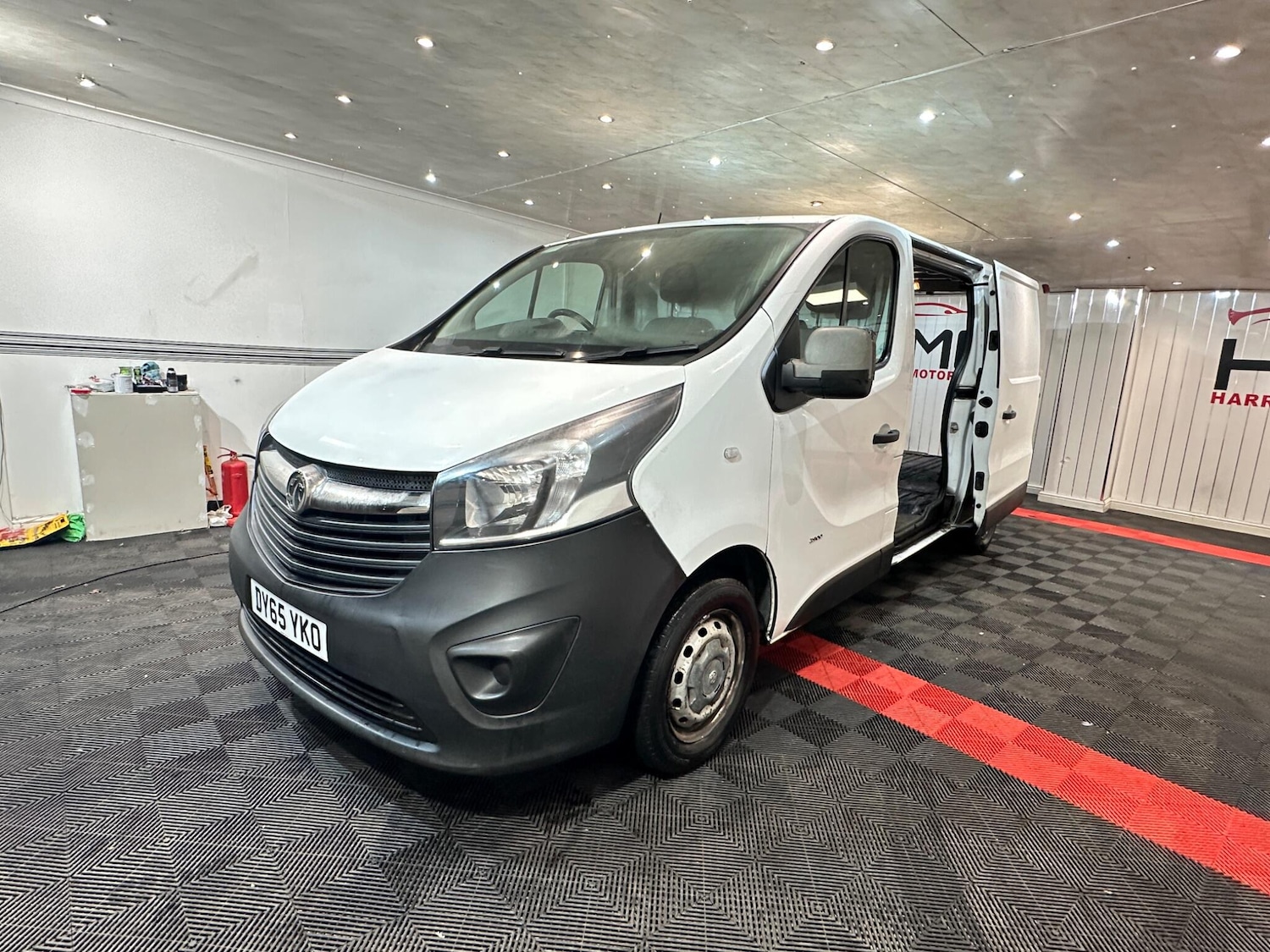 Used Vauxhall Vivaro 2015 for sale - 76990409: Photo 25