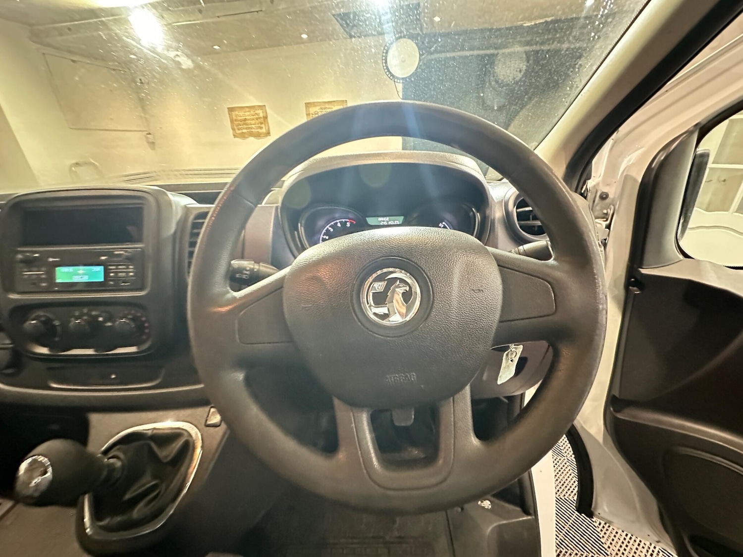 Used Vauxhall Vivaro 2015 for sale - 76990409: Photo 26