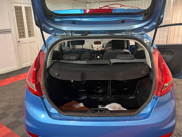 Used Ford Fiesta 2010 for sale - 76094531: Photo 14