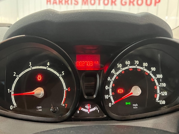 Used Ford Fiesta 2010 for sale - 76094531: Photo 19