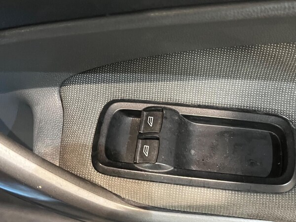 Used Ford Fiesta 2010 for sale - 76094531: Photo 23