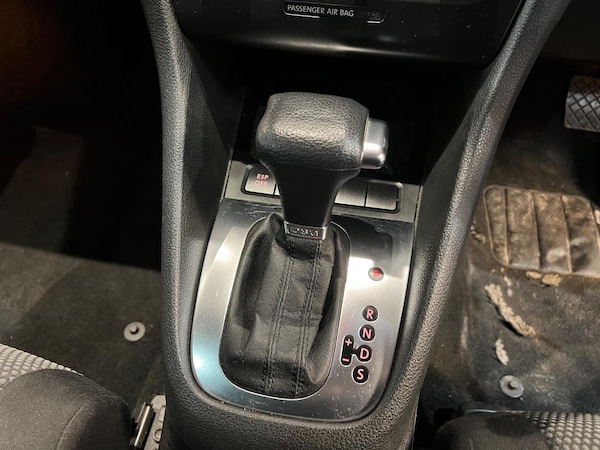 Used Volkswagen Golf 2009 for sale - 76269899: Photo 21