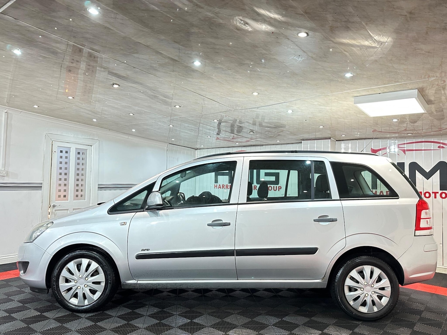 Used Vauxhall Zafira 2010 for sale - 77175785: Photo 11