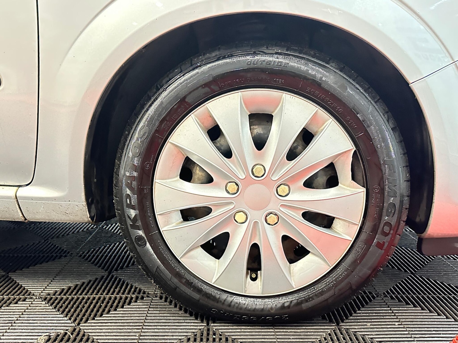 Used Vauxhall Zafira 2010 for sale - 77175785: Photo 35