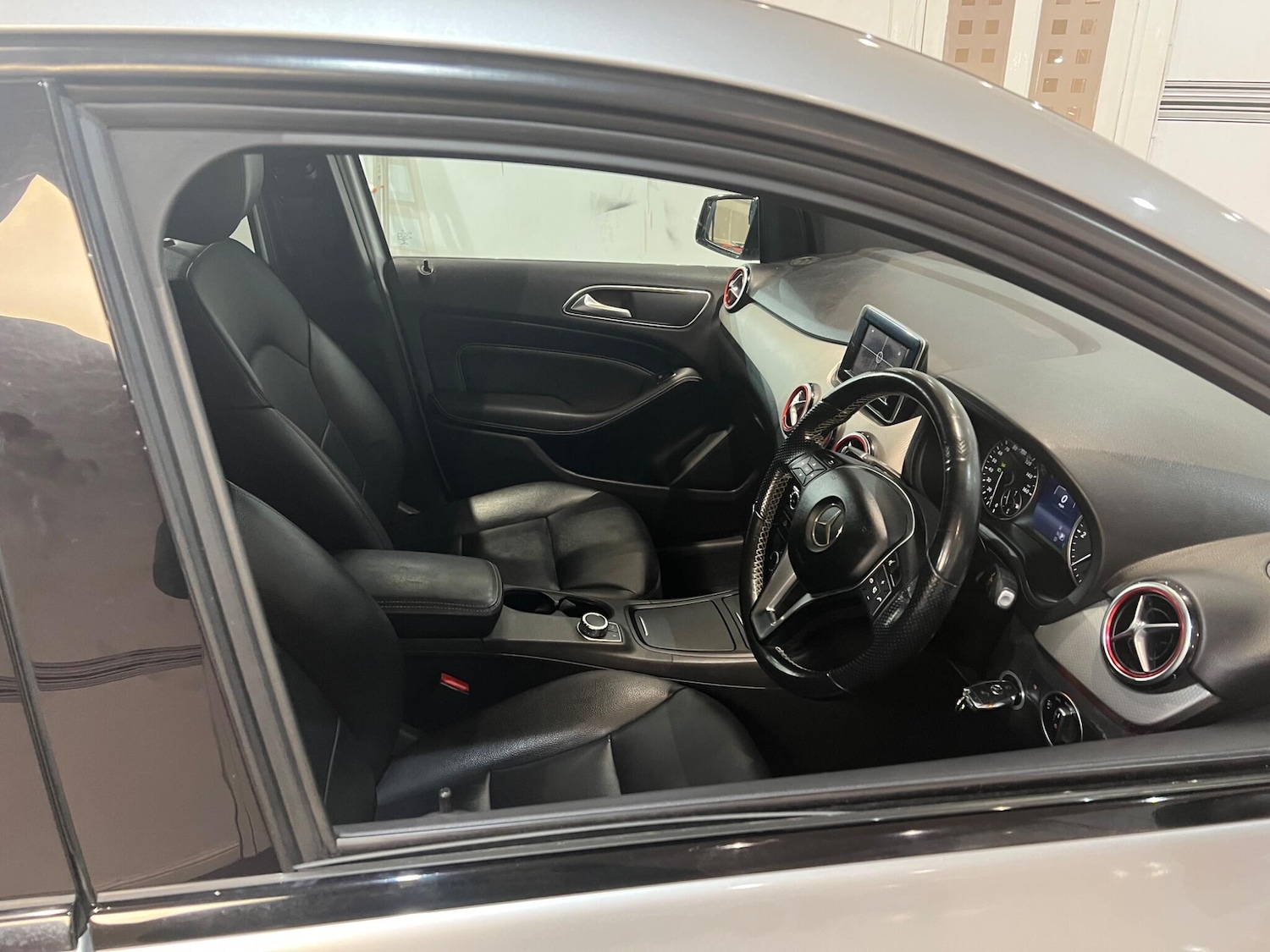 Used Mercedes-Benz B-Class 2014 for sale - 76099613: Photo 11