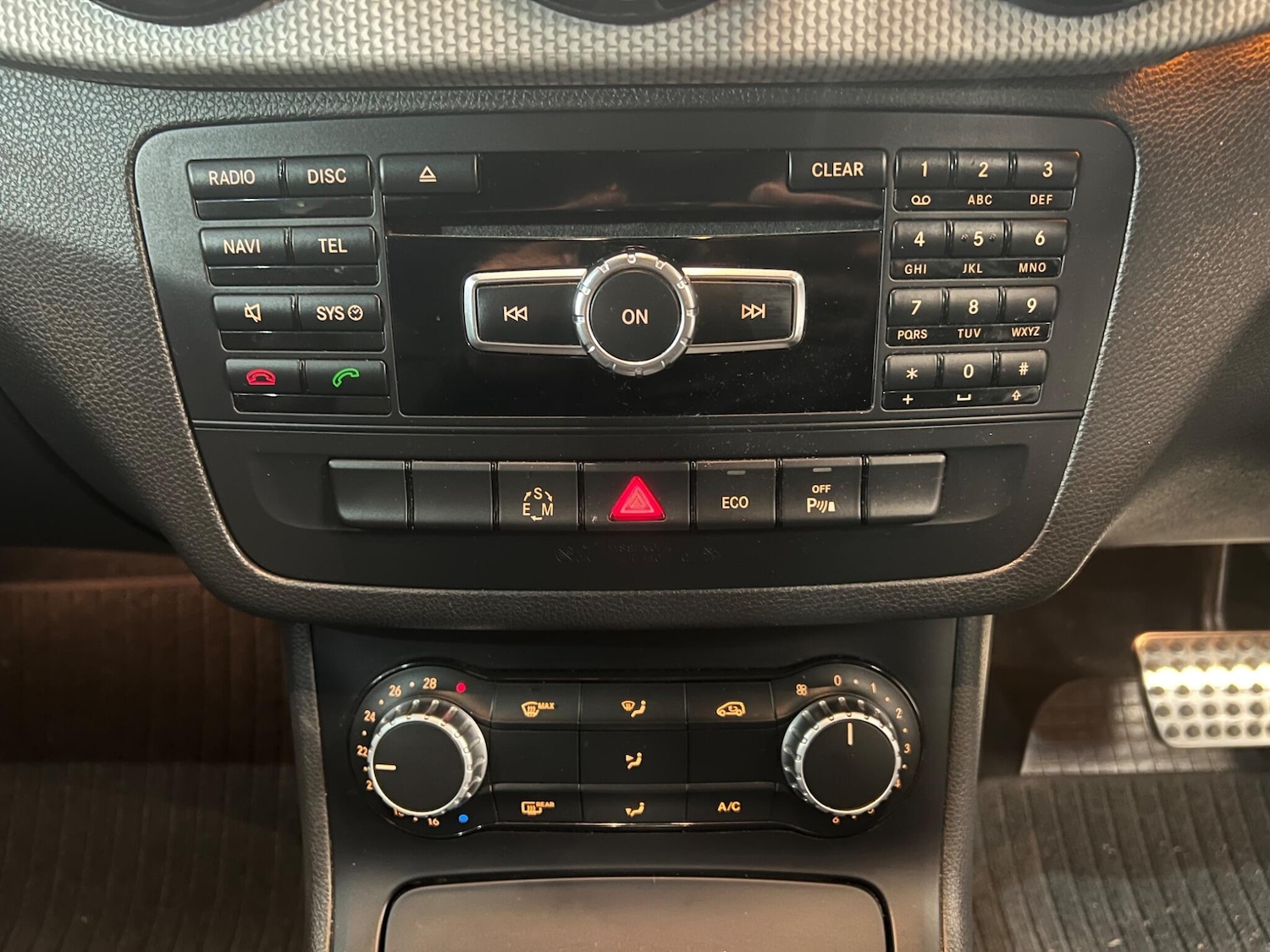 Used Mercedes-Benz B-Class 2014 for sale - 76099613: Photo 24