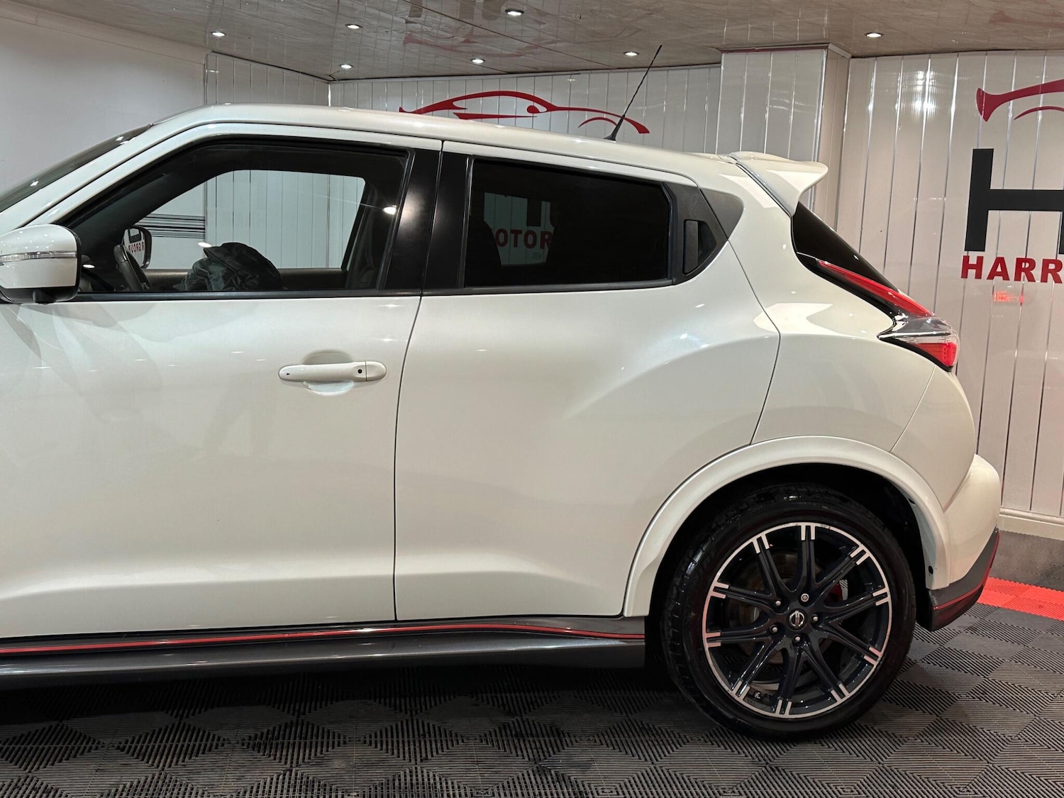 Used Nissan Juke 2015 for sale - 76318184: Photo 37