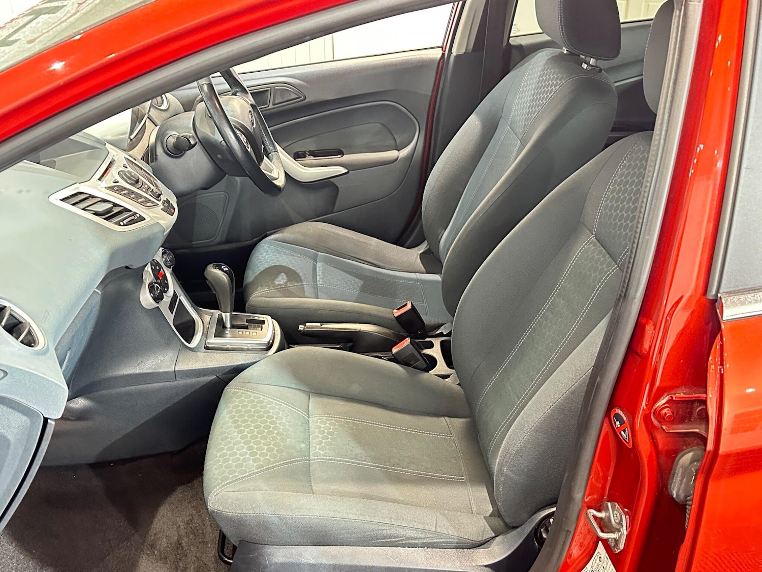 Used Ford Fiesta 2009 for sale - 76585186: Photo 22