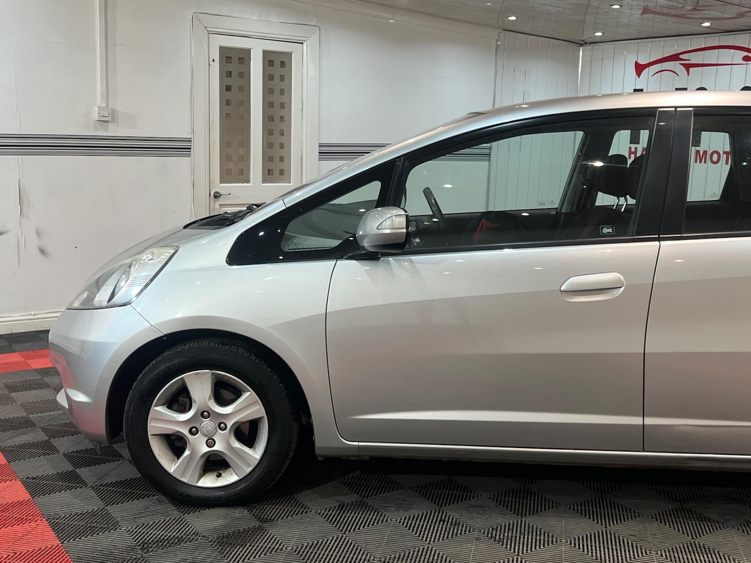 Used Honda Jazz 2010 for sale - 76988719: Photo 28