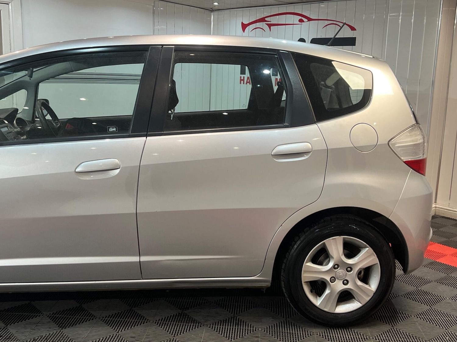 Used Honda Jazz 2010 for sale - 76988719: Photo 29