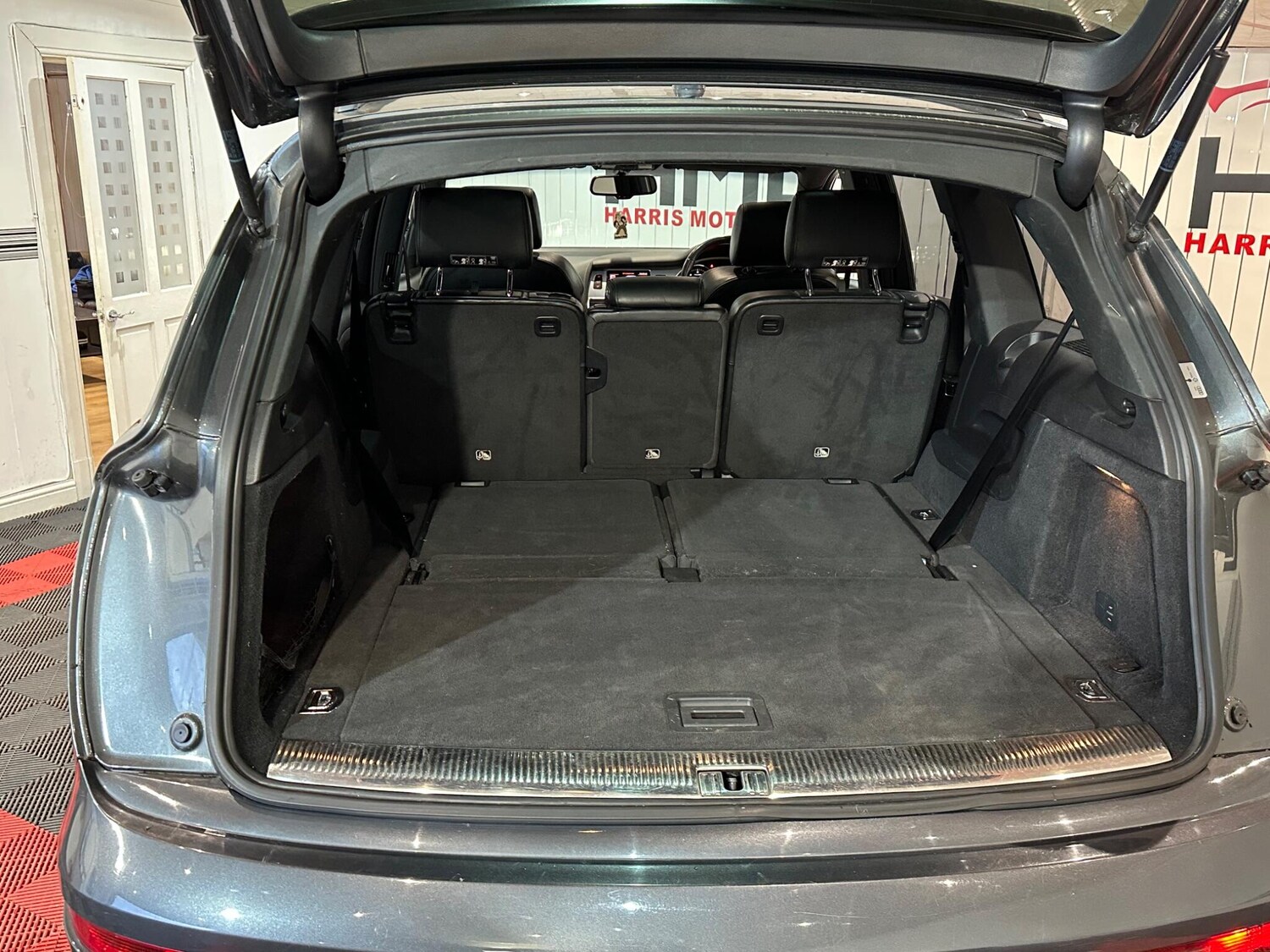 Used Audi Q7 2014 for sale - 76371281: Photo 51