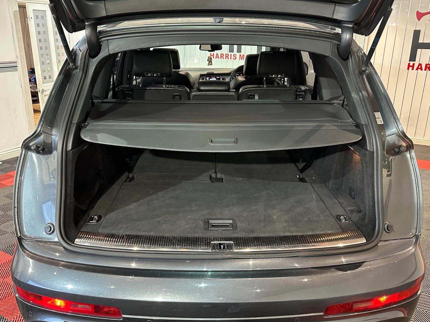 Used Audi Q7 2014 for sale - 76371281: Photo 52