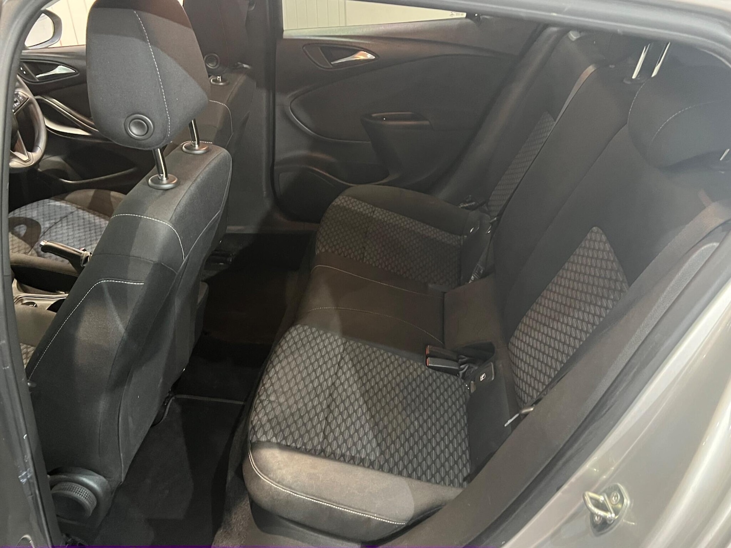 Used Vauxhall Astra for sale - 76476437: Photo 22