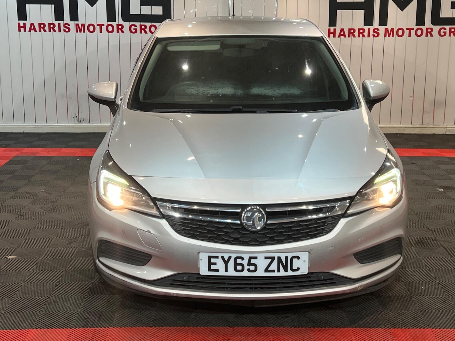 Used Vauxhall Astra for sale - 76476437: Photo 4