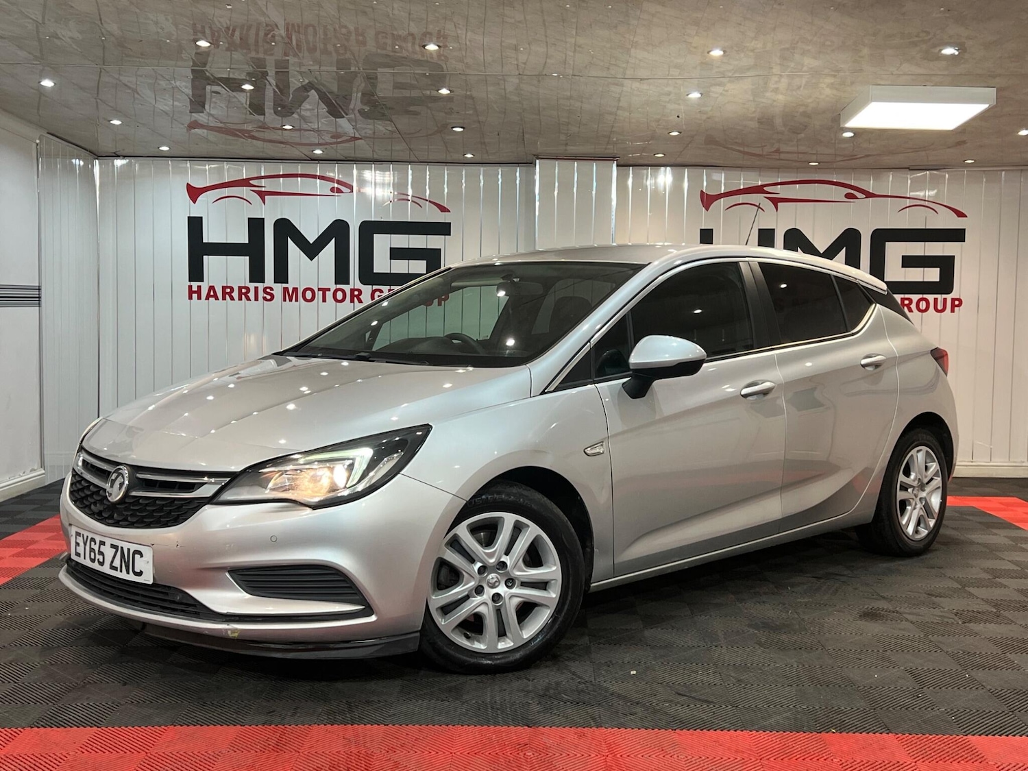 Used Vauxhall Astra for sale - 76476437: Photo 5