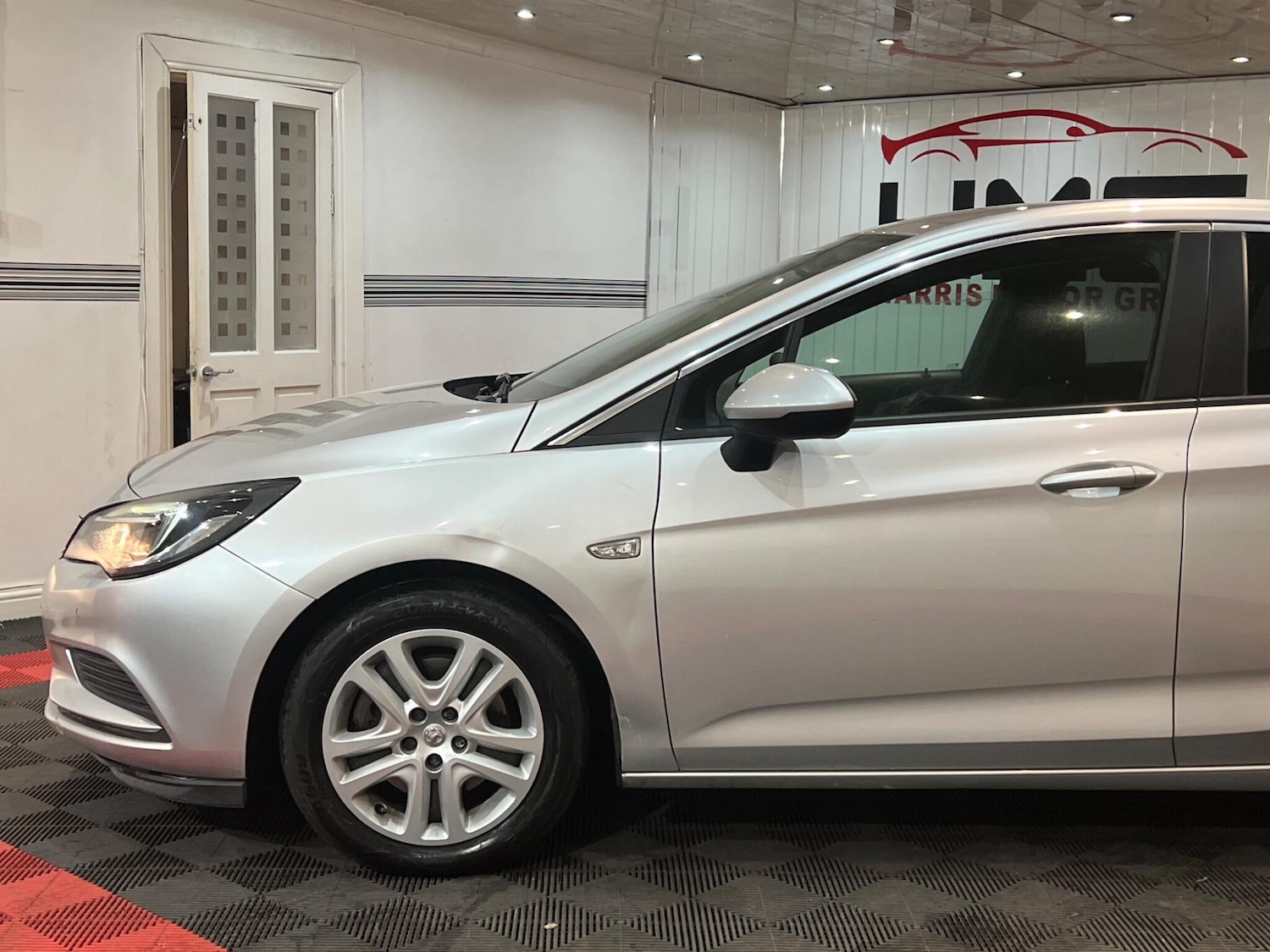 Used Vauxhall Astra for sale - 76476437: Photo 7