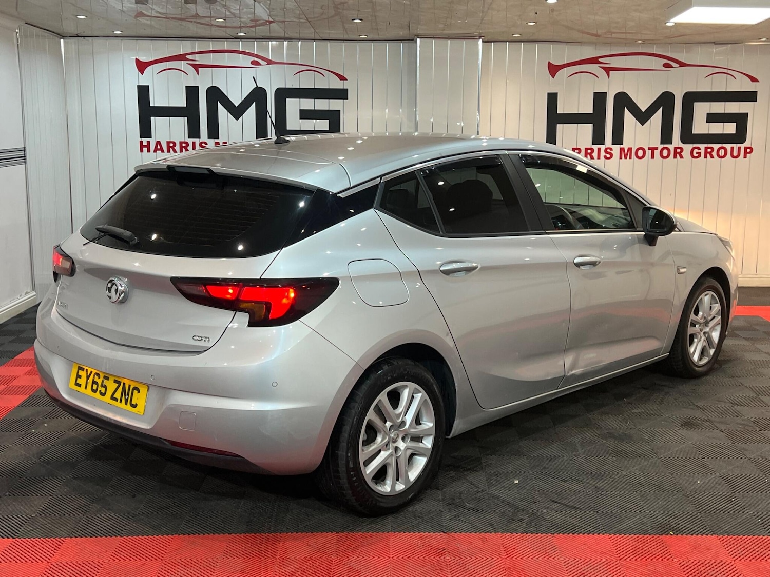 Used Vauxhall Astra for sale - 76476437: Photo 9