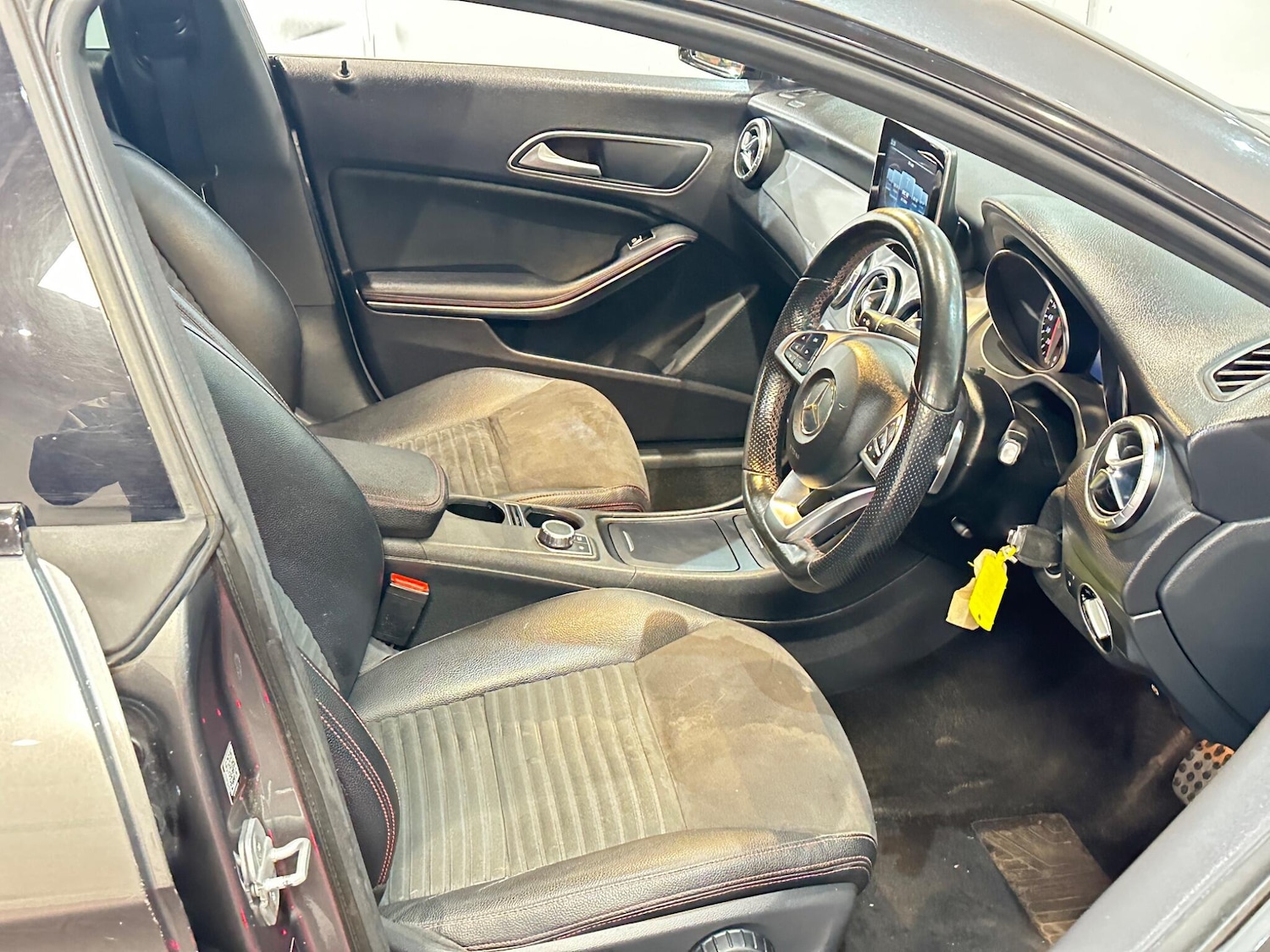 Used Mercedes-Benz CLA for sale - 77926230: Photo 16