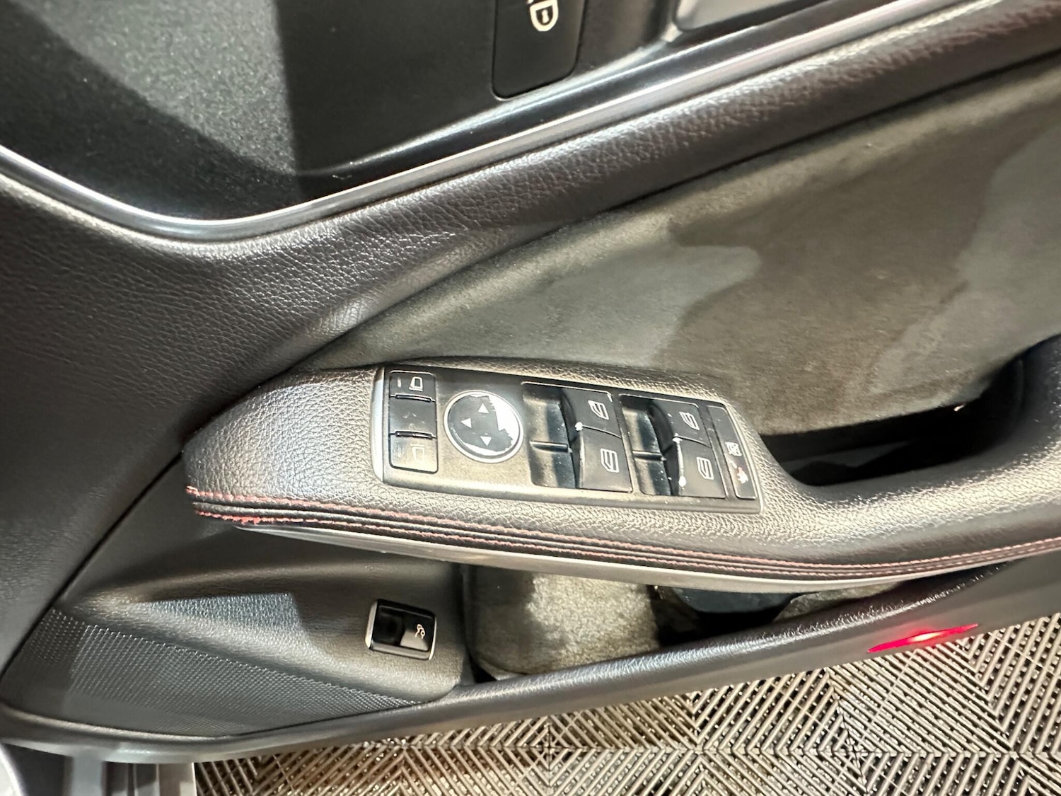 Used Mercedes-Benz CLA for sale - 77926230: Photo 32