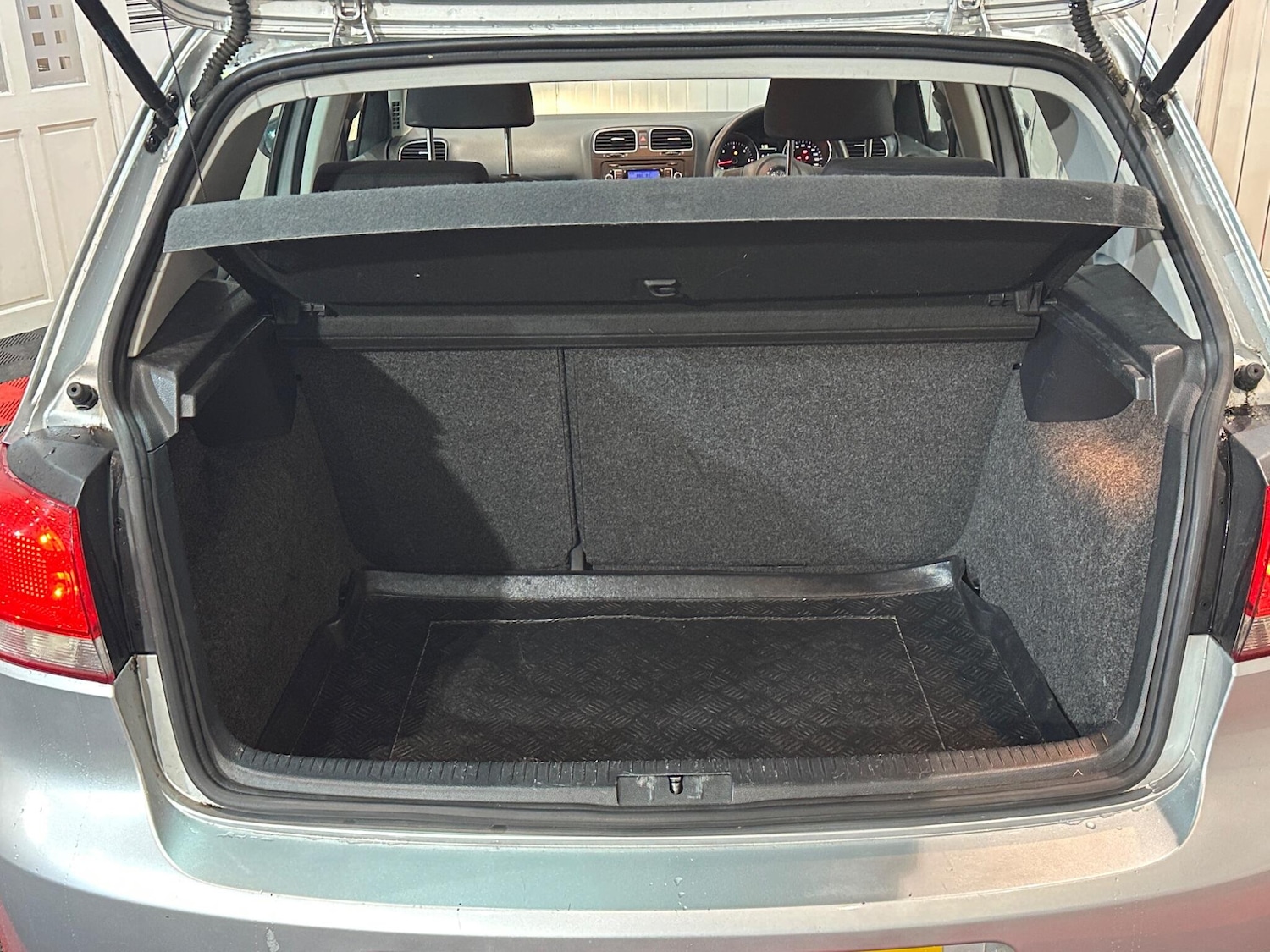 Used Volkswagen Golf 2010 for sale - 76992347: Photo 19