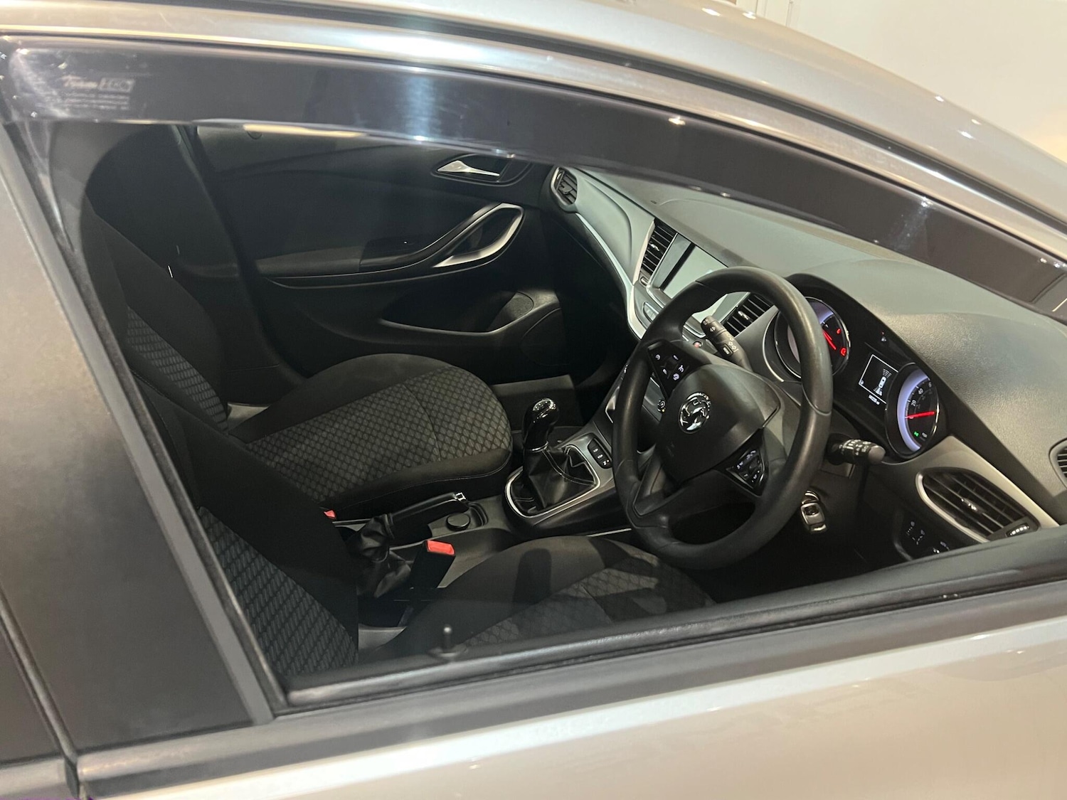 Used Vauxhall Astra for sale - 77175800: Photo 19