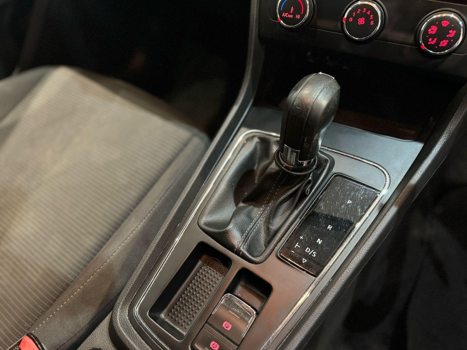 Vehicle 33