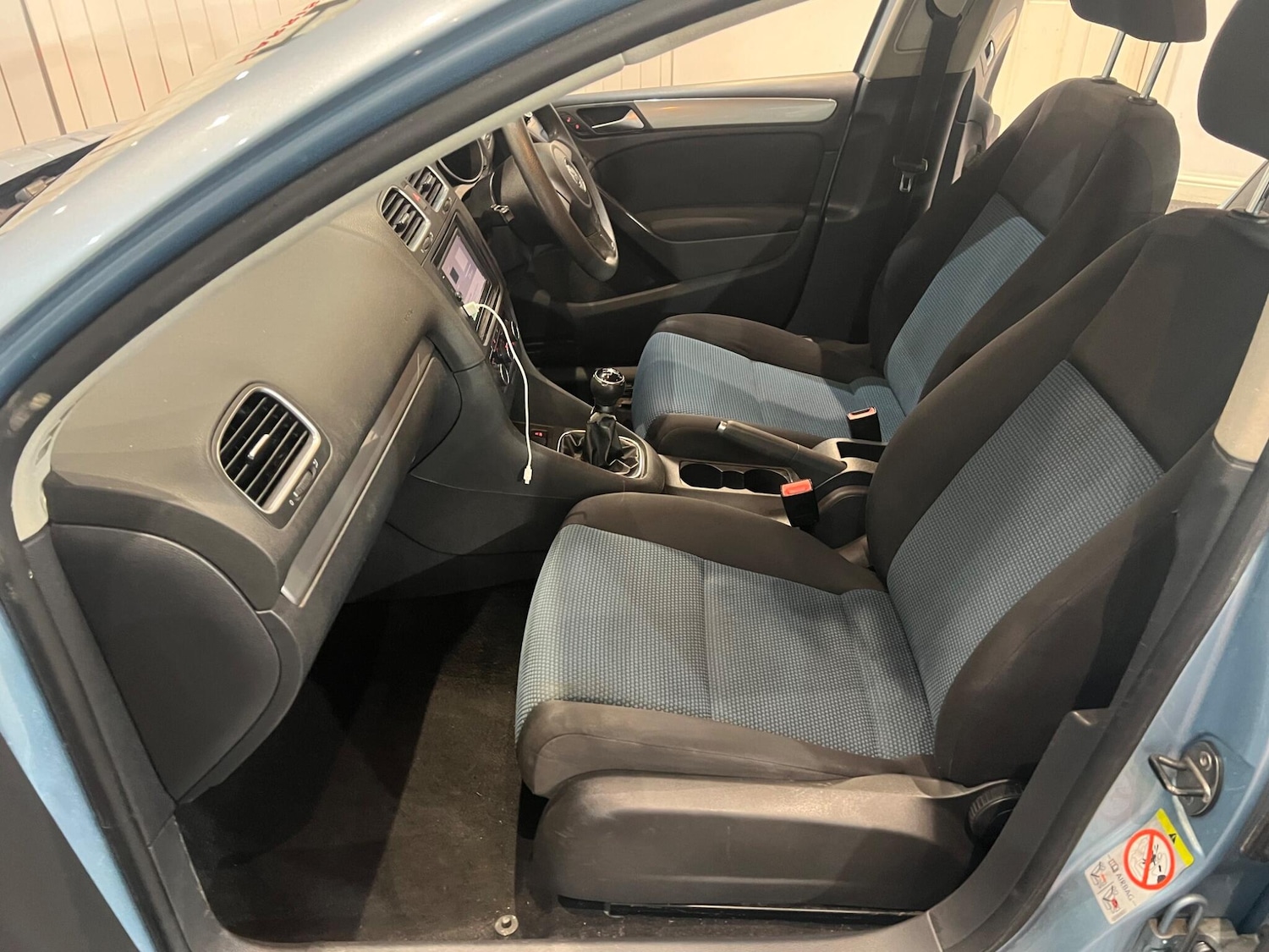 Used Volkswagen Golf 2011 for sale - 76584167: Photo 16