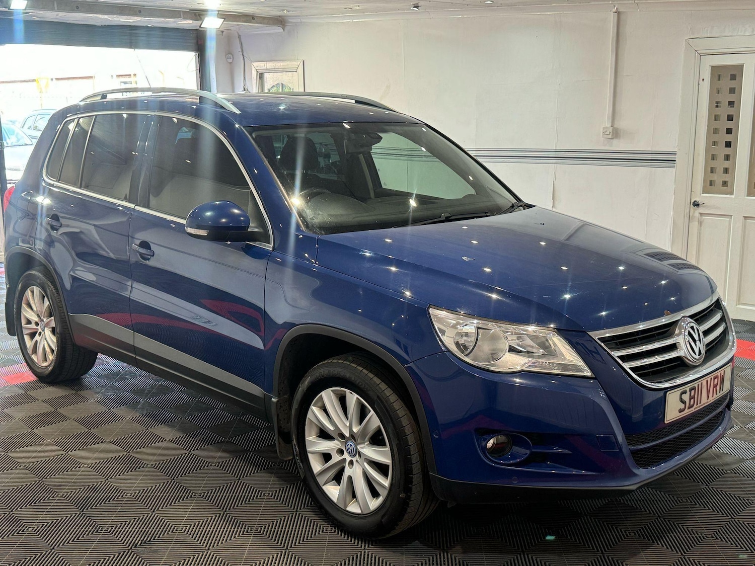 Used Volkswagen Tiguan 2011 for sale - 77332013: Photo 19
