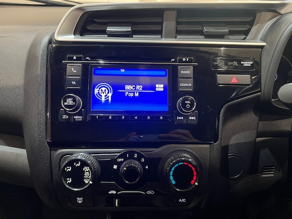Used Honda Jazz 2019 for sale - 75093913: Photo 25