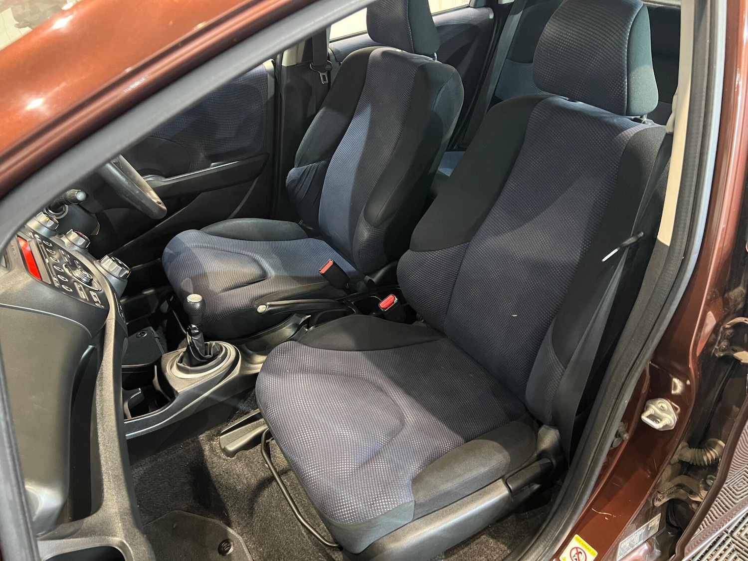 Used Honda Jazz 2011 for sale - 76122812: Photo 19