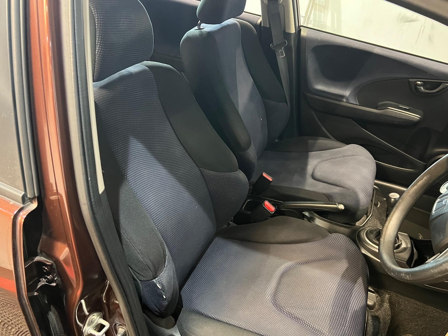 Used Honda Jazz 2011 for sale - 76122812: Photo 20