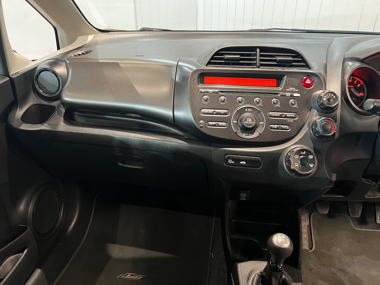 Used Honda Jazz 2011 for sale - 76122812: Photo 22