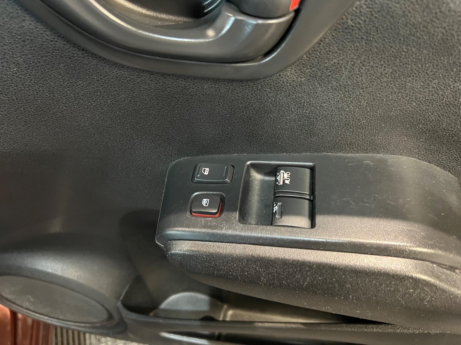 Used Honda Jazz 2011 for sale - 76122812: Photo 25