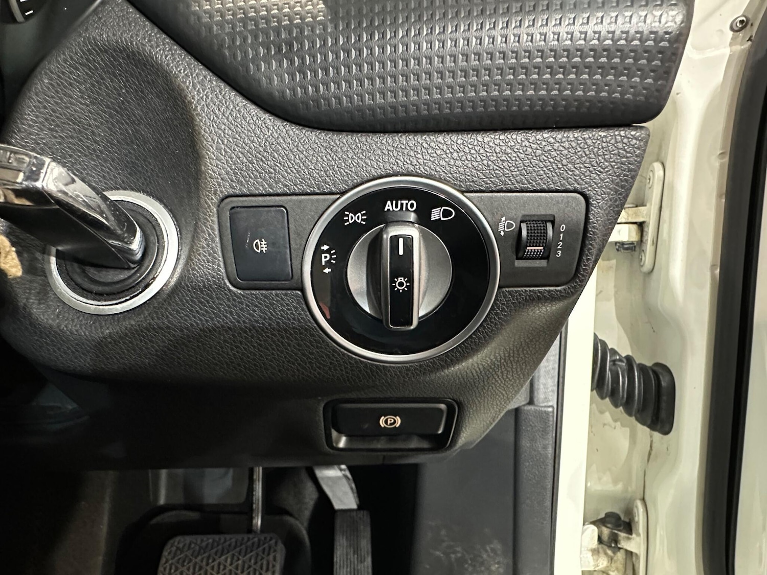 Used Mercedes-Benz A-Class for sale - 76995895: Photo 30