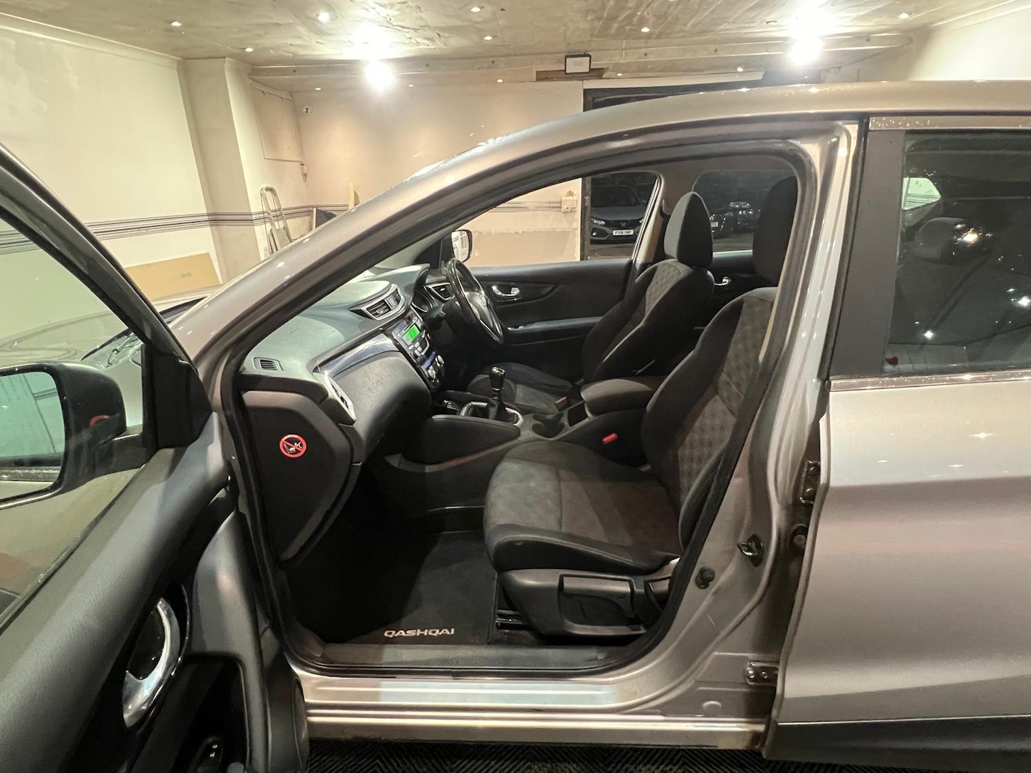 Used Nissan Qashqai 2015 for sale - 77016219: Photo 22