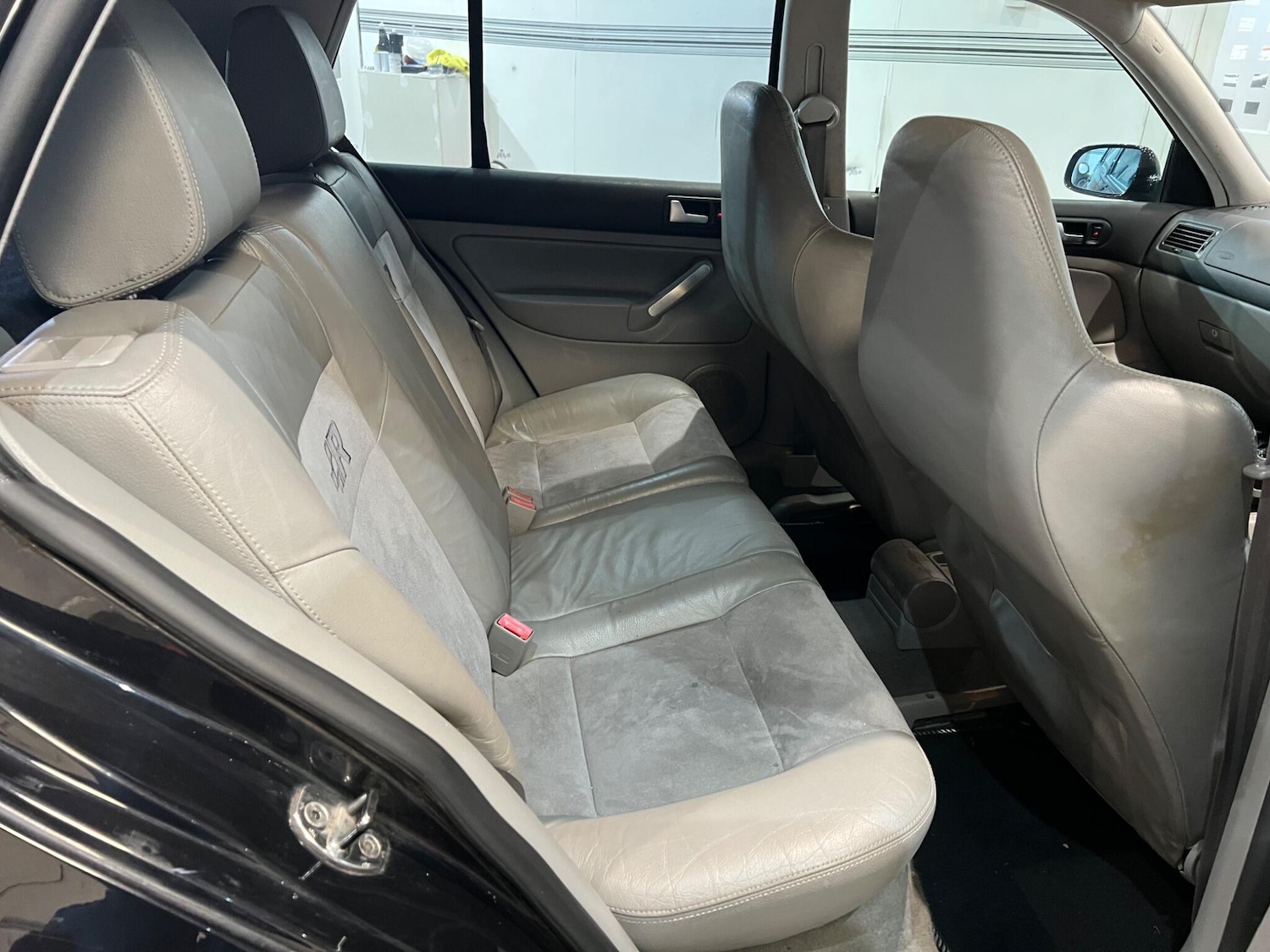 Used Volkswagen Golf 2003 for sale - 76270752: Photo 23