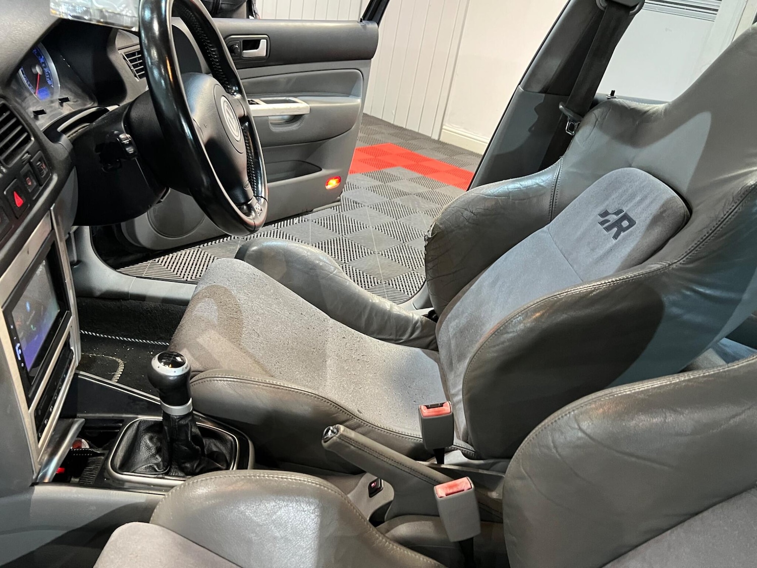 Used Volkswagen Golf 2003 for sale - 76270752: Photo 27