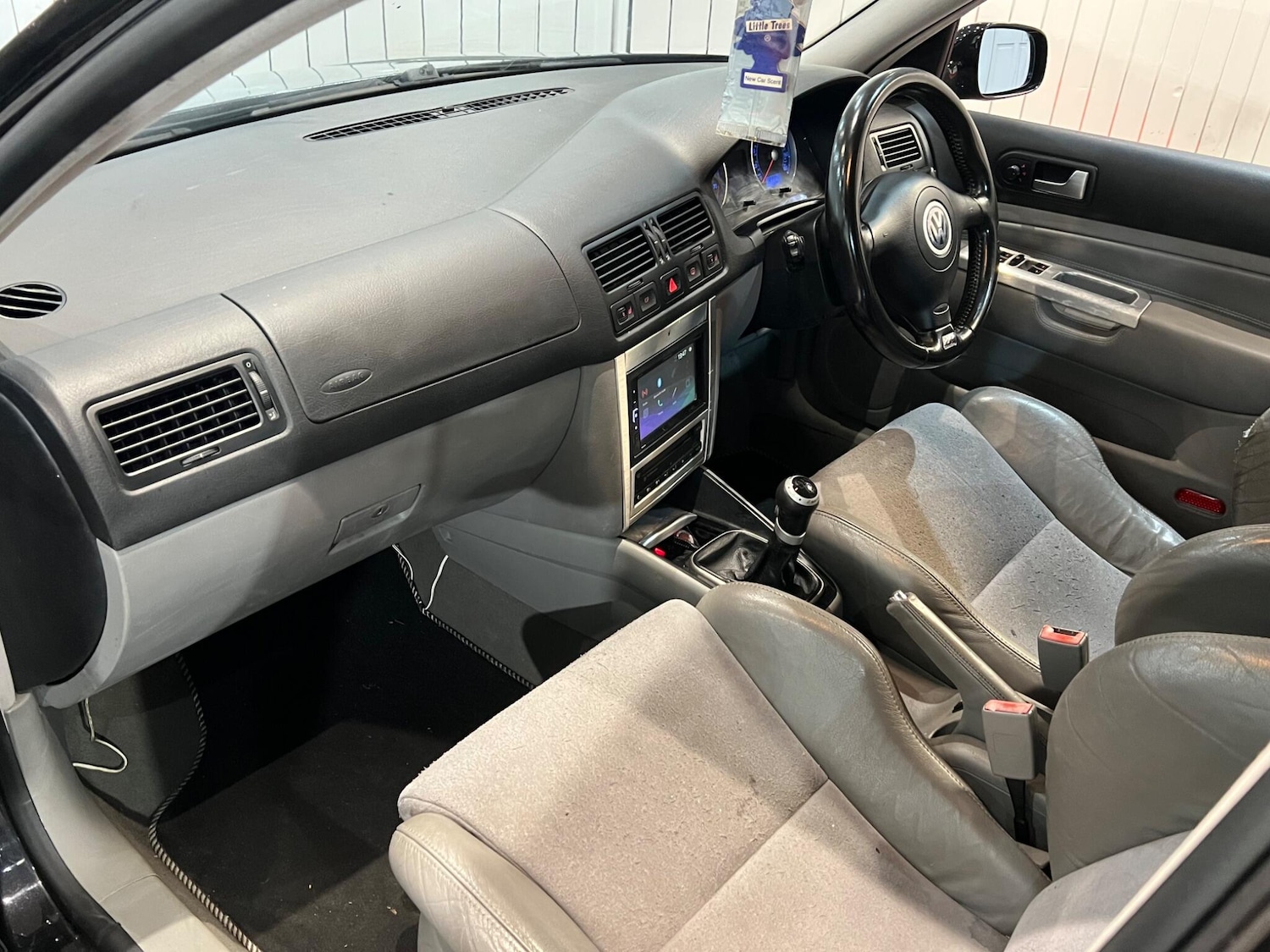 Used Volkswagen Golf 2003 for sale - 76270752: Photo 28