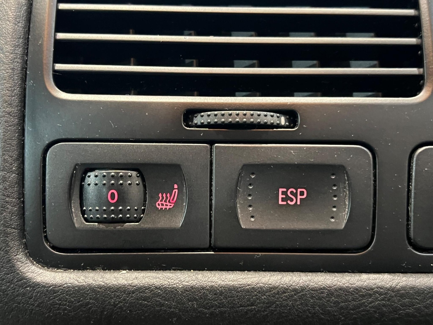 Used Volkswagen Golf 2003 for sale - 76270752: Photo 35