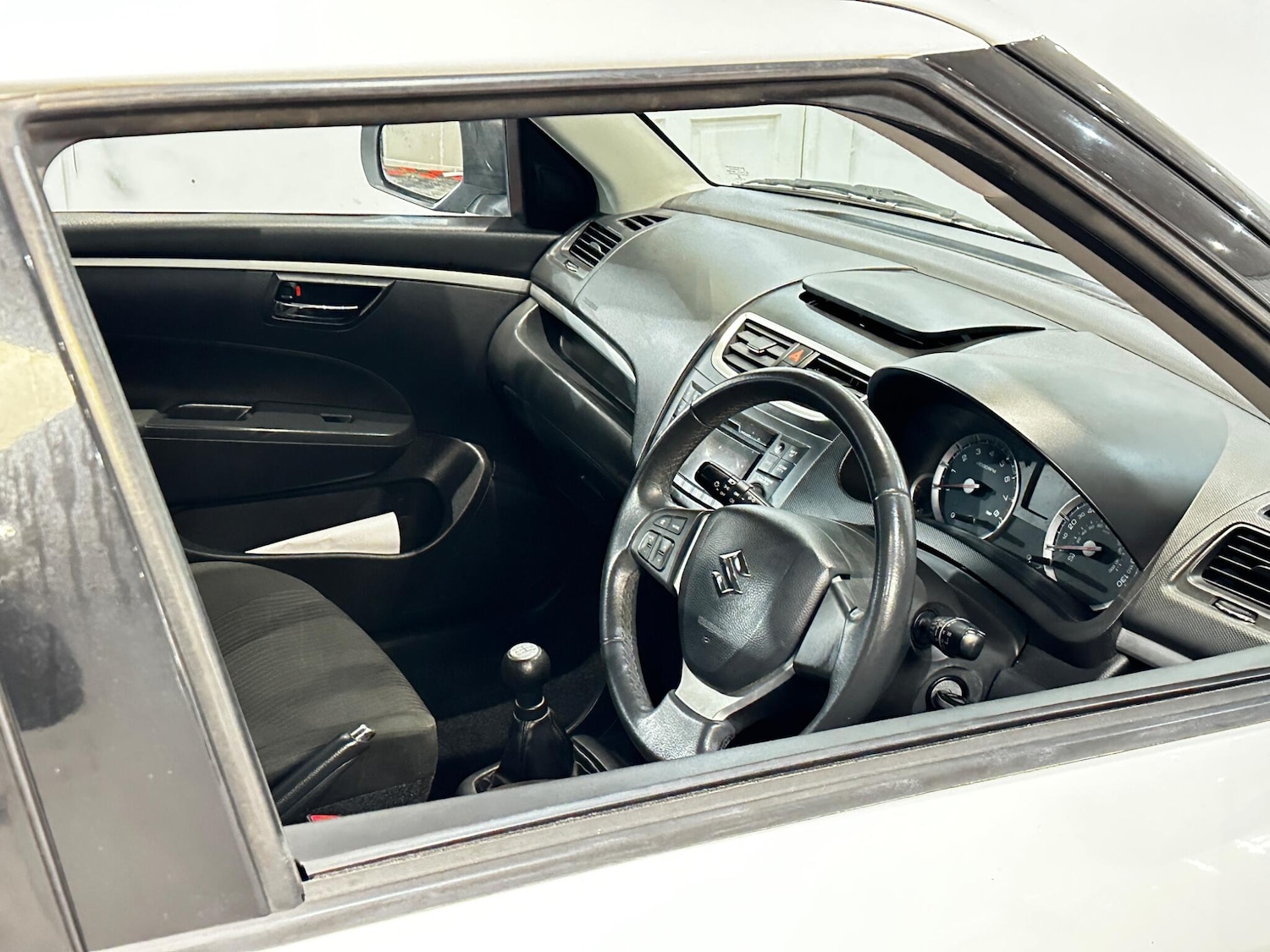 Used Suzuki Swift for sale - 78148144: Photo 15