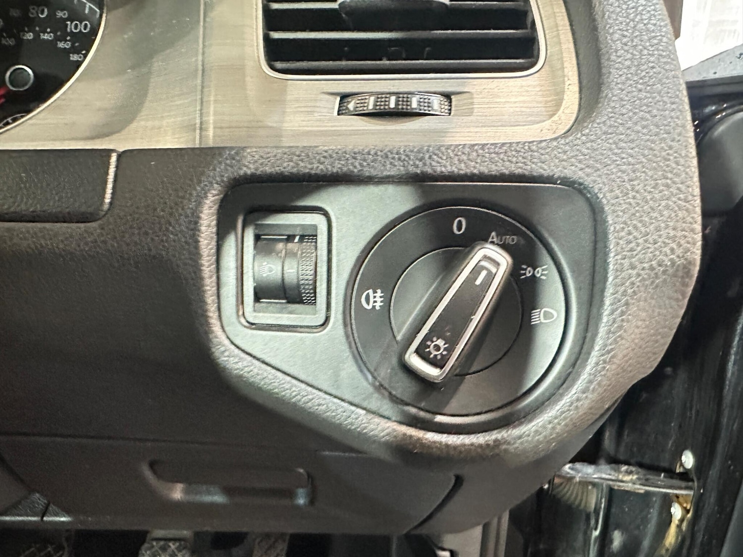 Used Volkswagen Golf for sale - 76727597: Photo 32