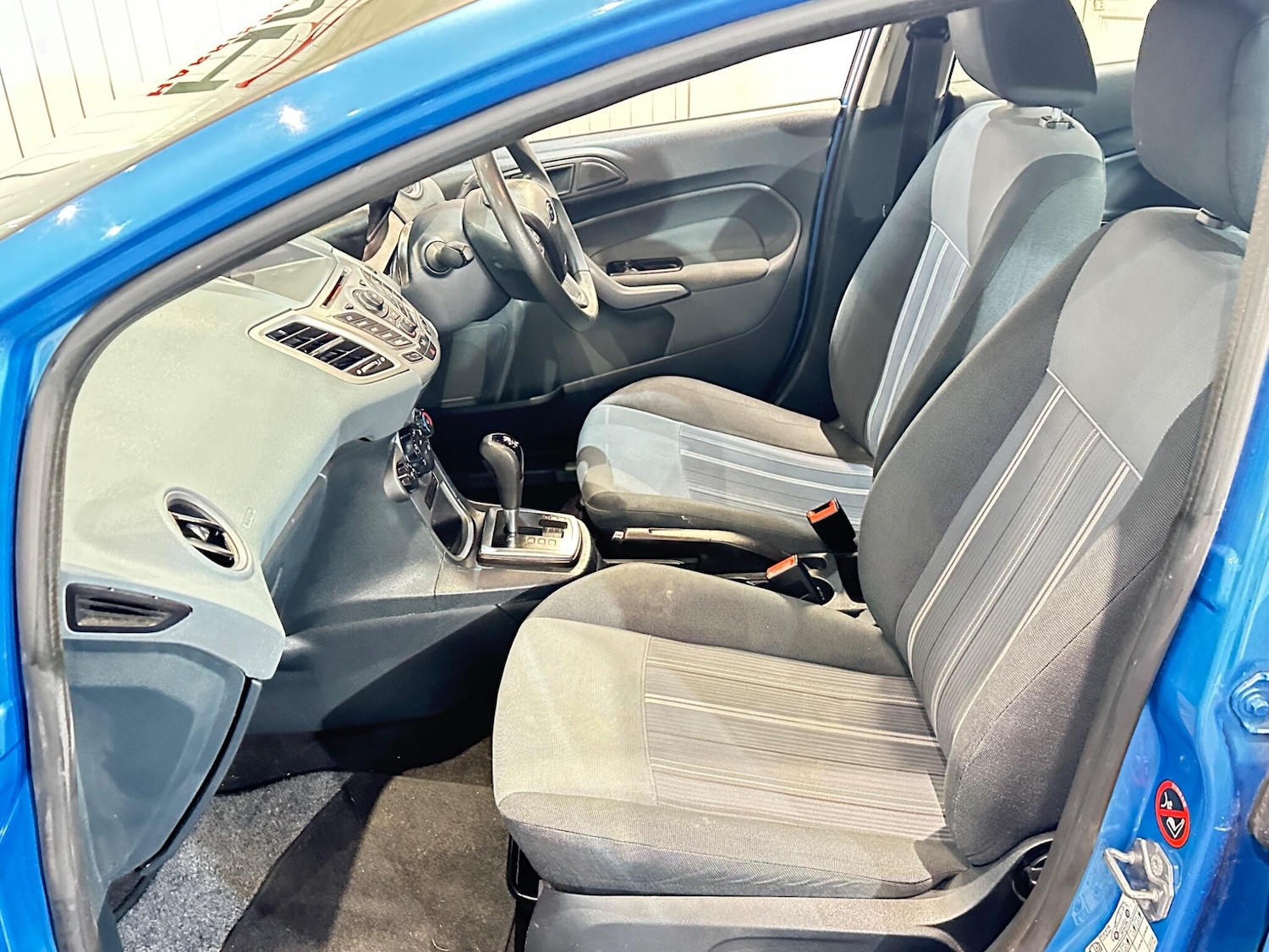 Used Ford Fiesta 2009 for sale - 77103698: Photo 24