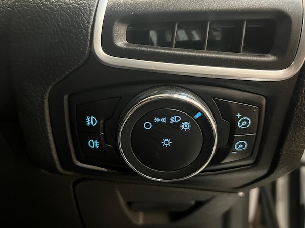 Used Ford Focus 2013 for sale - 76227412: Photo 27